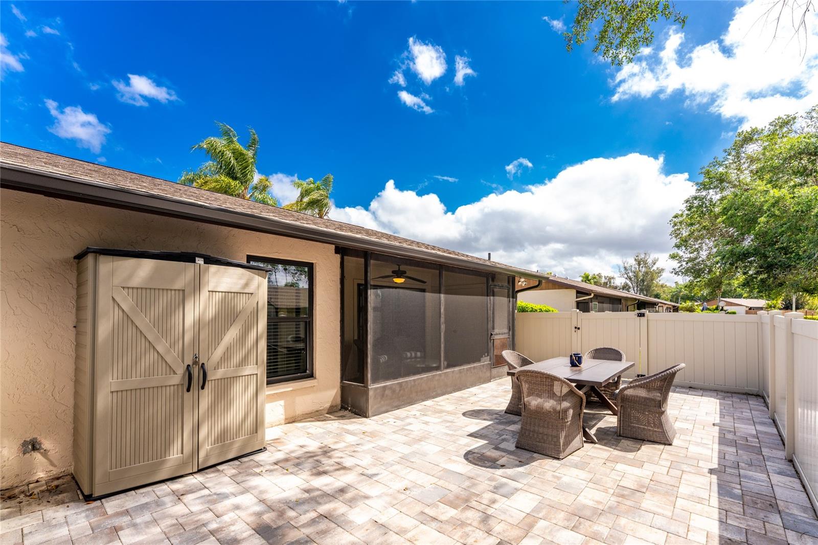 CURRY COVE - Residential