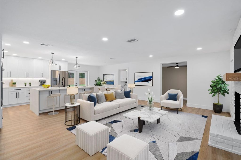 Photo of 106 Oakwood Drive, Maitland, FL 32751 (MLS # O6390412)