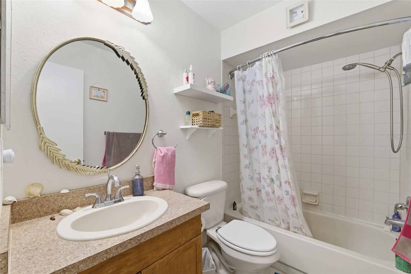 BAYWOOD MEADOWS - Residential