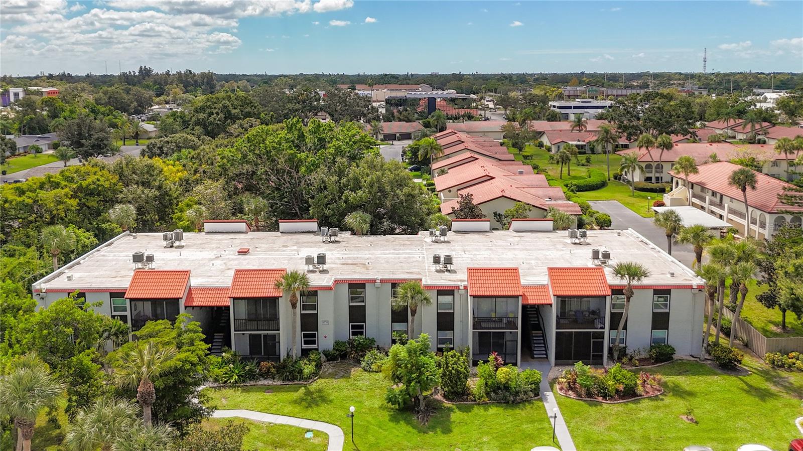 VILLAGE BROOKE SEC 3 - Residential