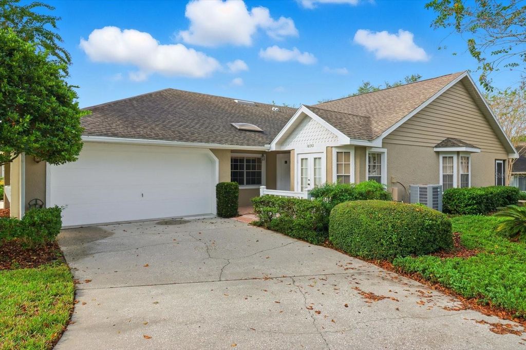 Photo of 1690 N Foxboro Loop, Crystal River, FL 34429 (MLS # TB8441312)