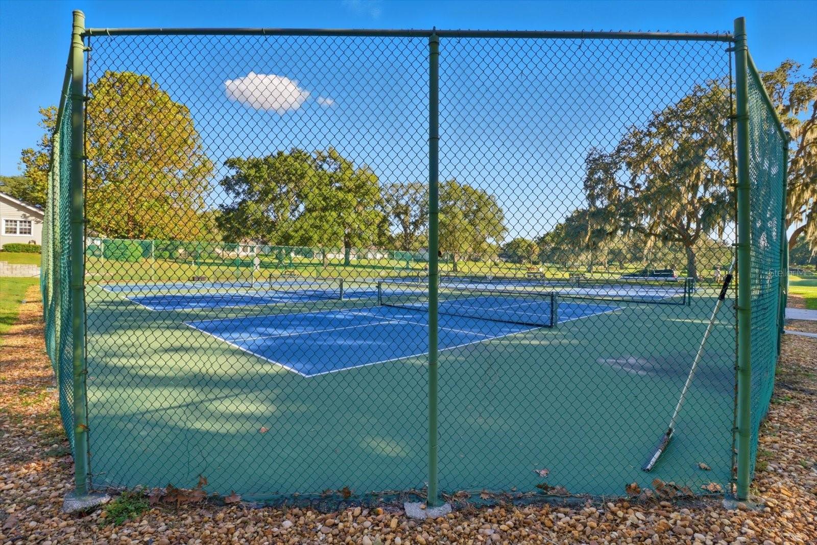 FAIRMONT VILLAGE 1ST ADD - Residential