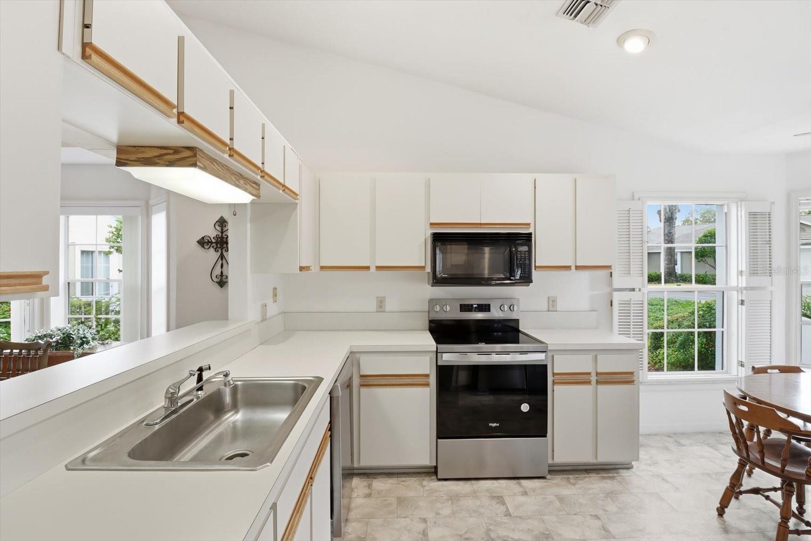 FAIRMONT VILLAGE 1ST ADD - Residential