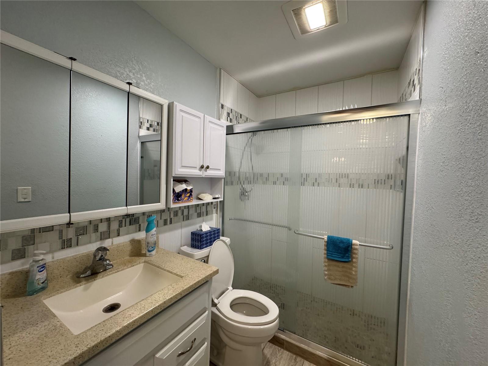 DOUGLAS ARMS - Residential