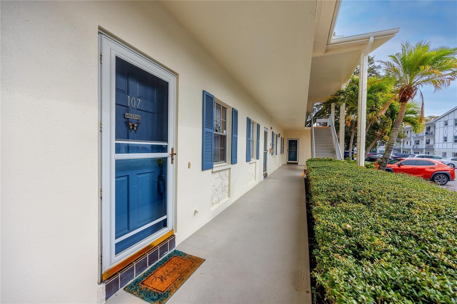 500 GLENNES LANE 107