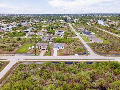 A home in PORT CHARLOTTE