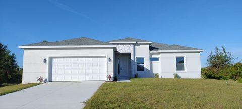 A home in PORT CHARLOTTE