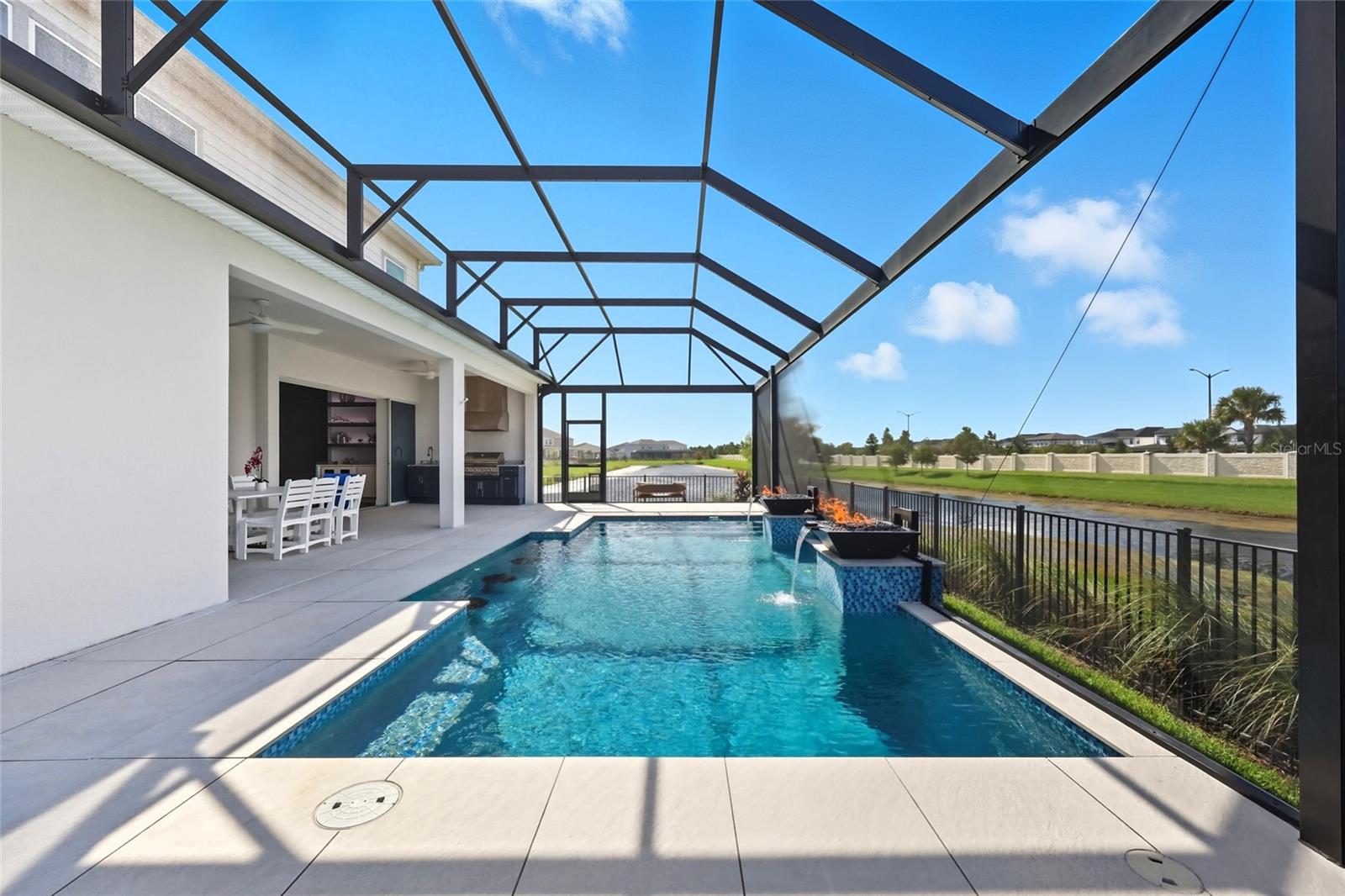 ISLES/LK NONA PH 4 - Residential Lease