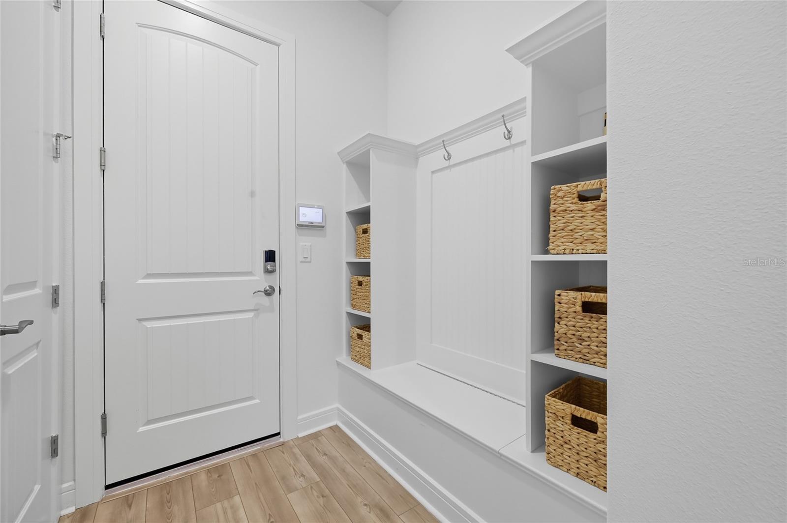 ISLES/LK NONA PH 4 - Residential Lease