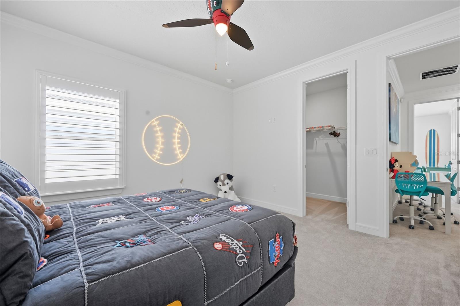 ISLES/LK NONA PH 4 - Residential Lease