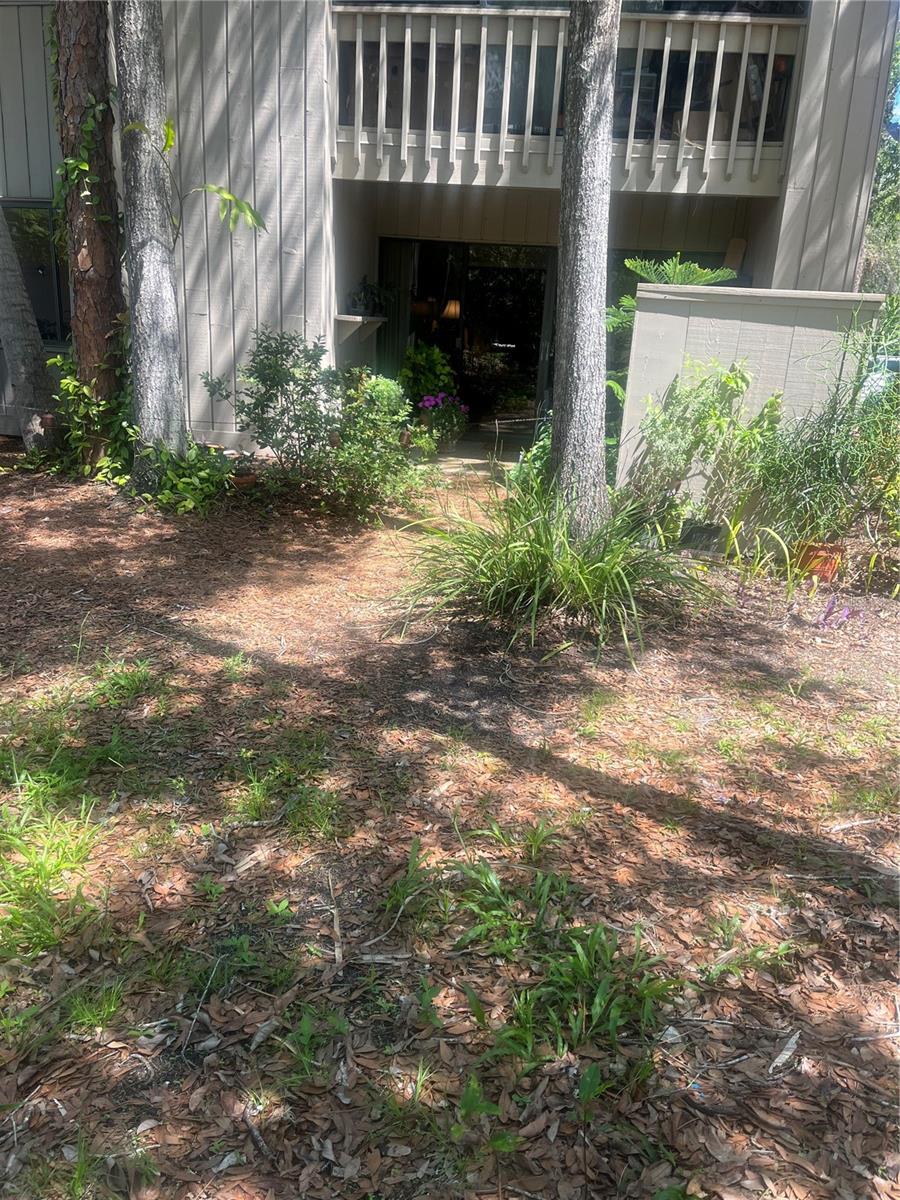 CROWN OAKS - Residential