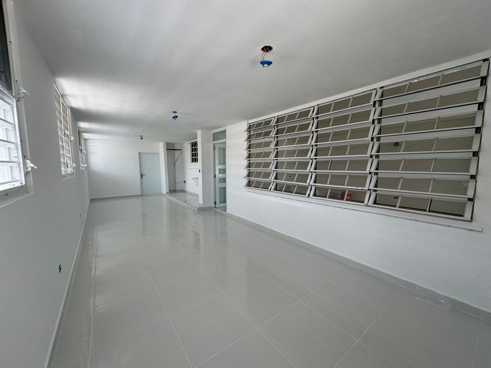 URB. EL CEREZAL - Residential Lease