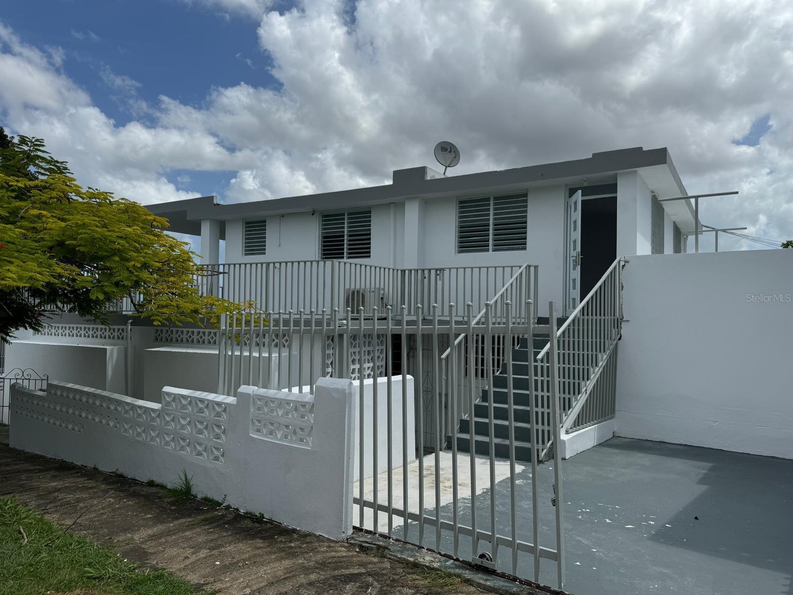 URB. EL CEREZAL - Residential Lease