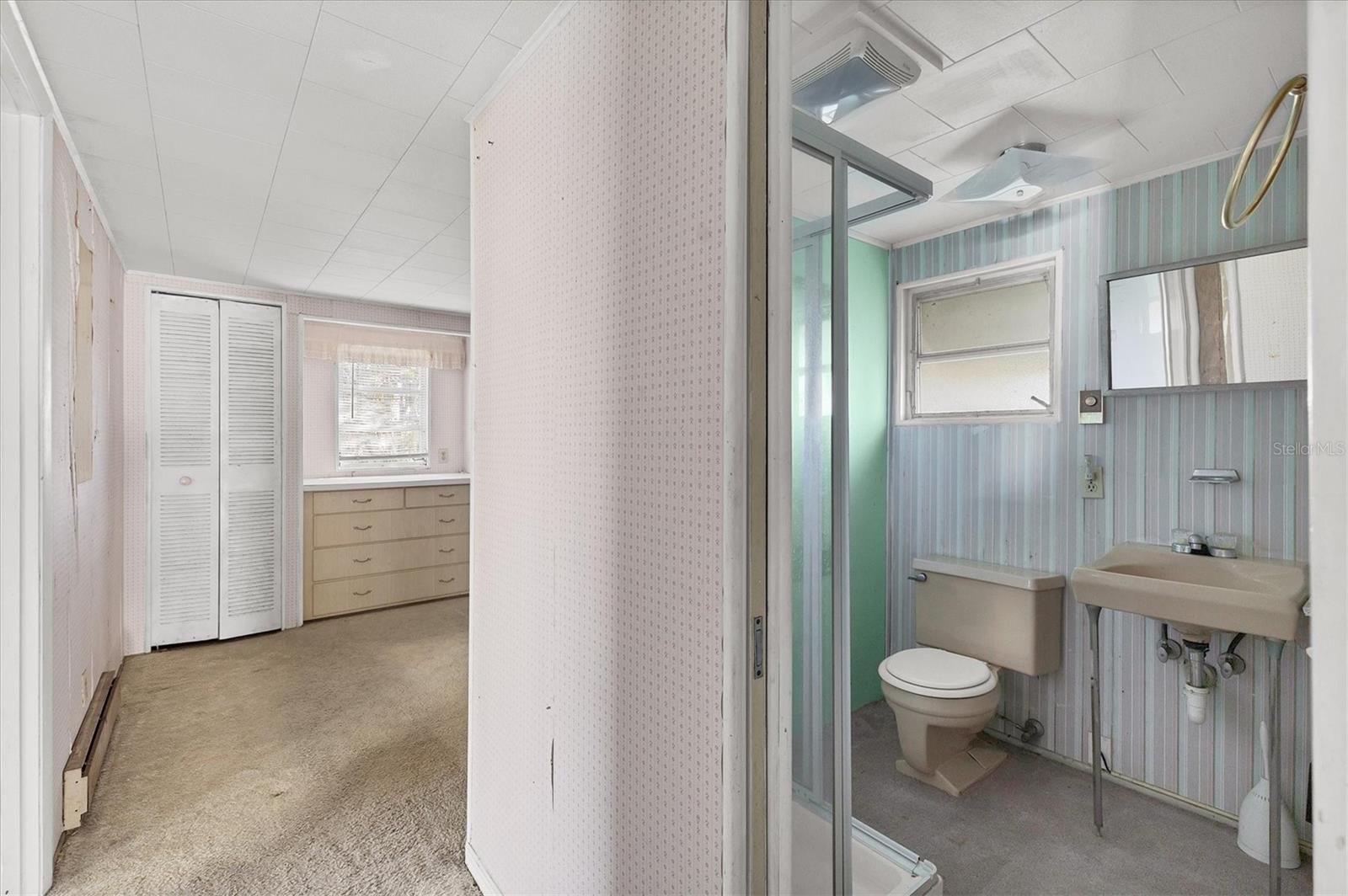 DE SOTO COMMUNITY UNIT ONE - Residential