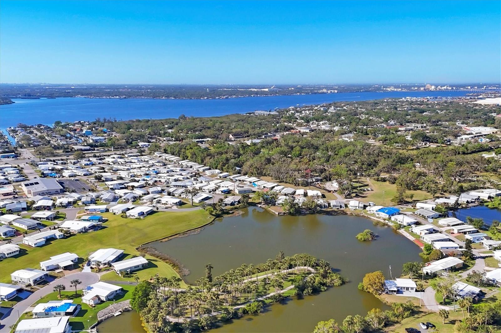 DE SOTO COMMUNITY UNIT ONE - Residential