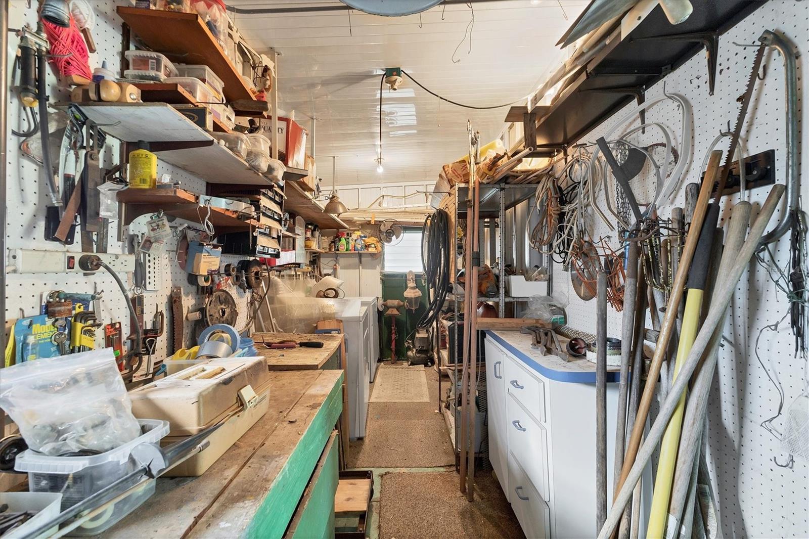 DE SOTO COMMUNITY UNIT ONE - Residential