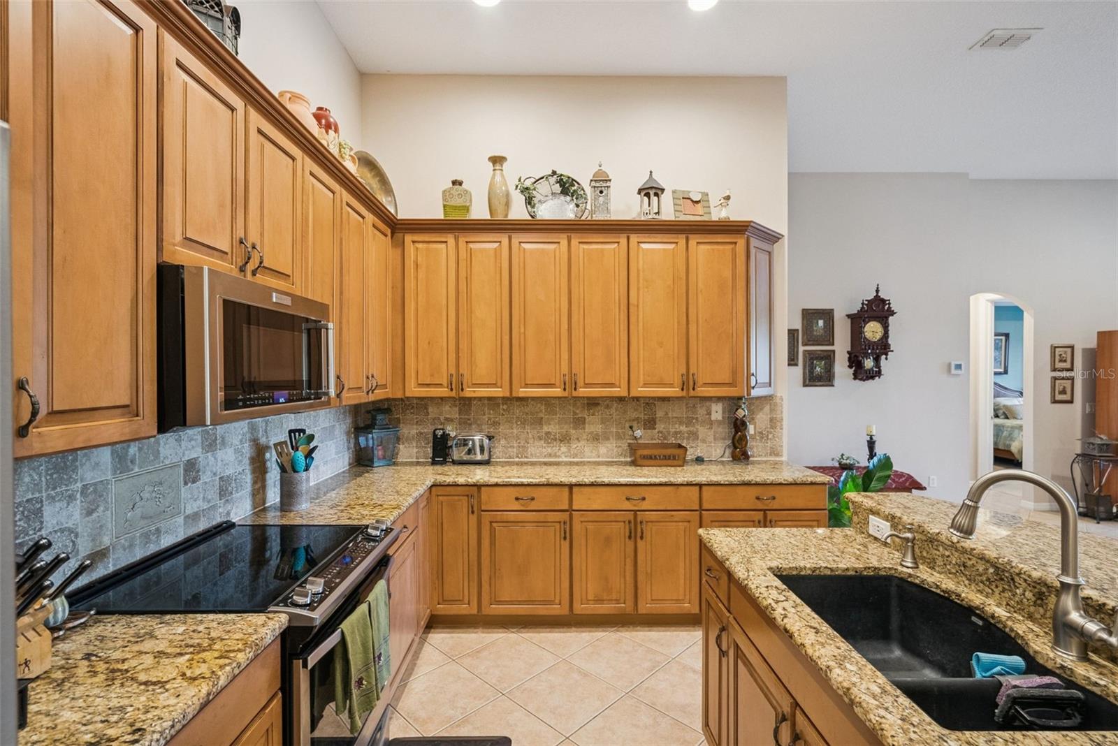 ALEXANDRIA PLACE I - Residential