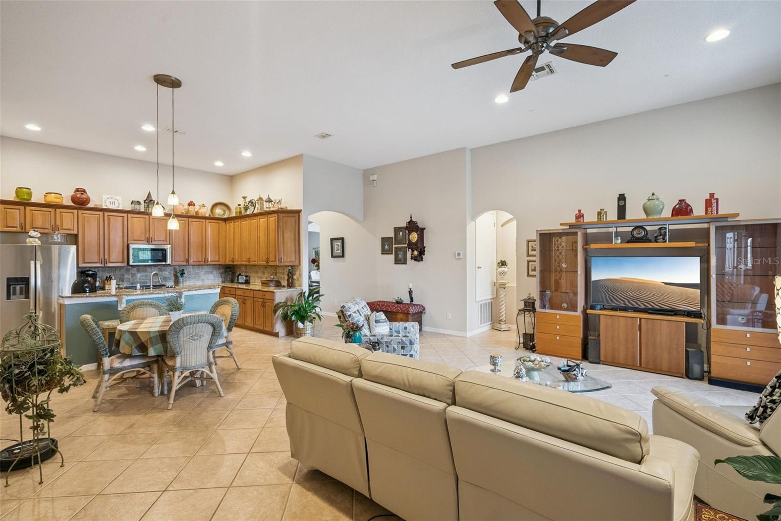 ALEXANDRIA PLACE I - Residential