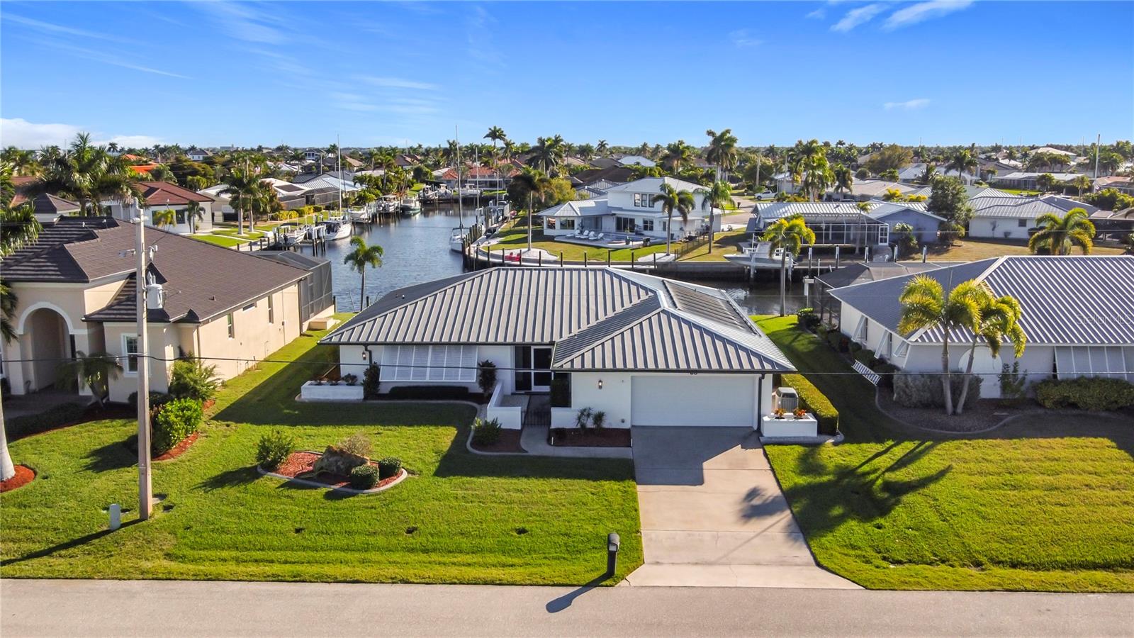 PUNTA GORDA ISLES SEC 03 - Residential
