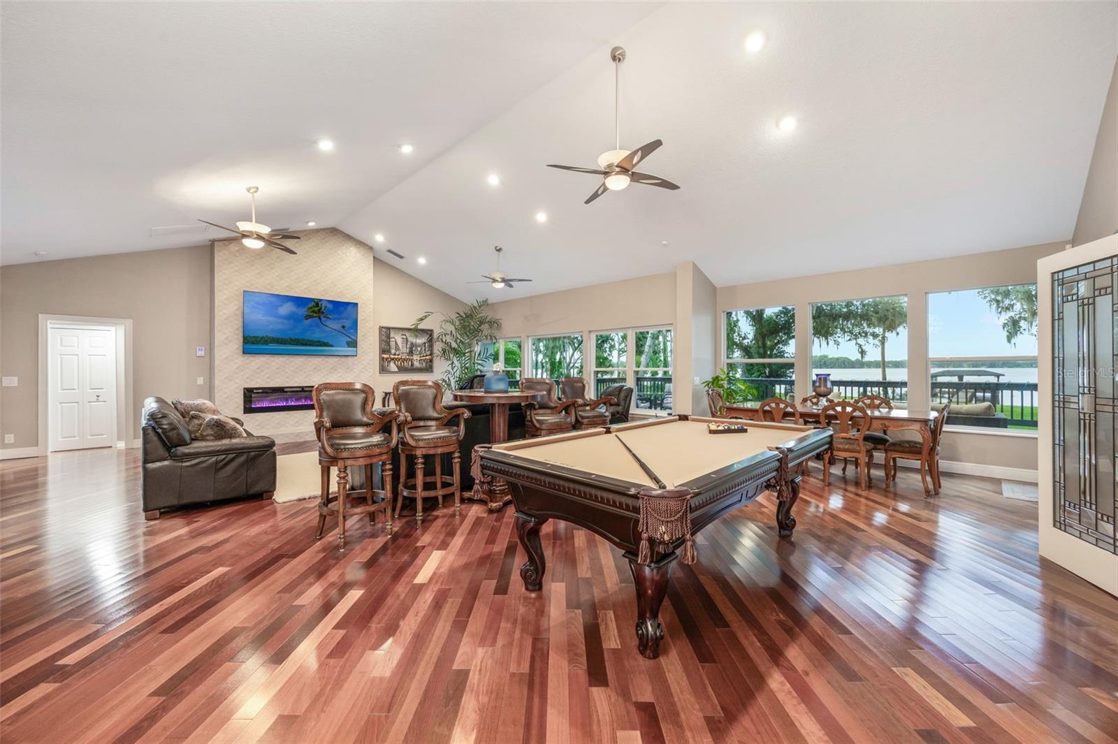 ACREAGE & UNREC - Residential