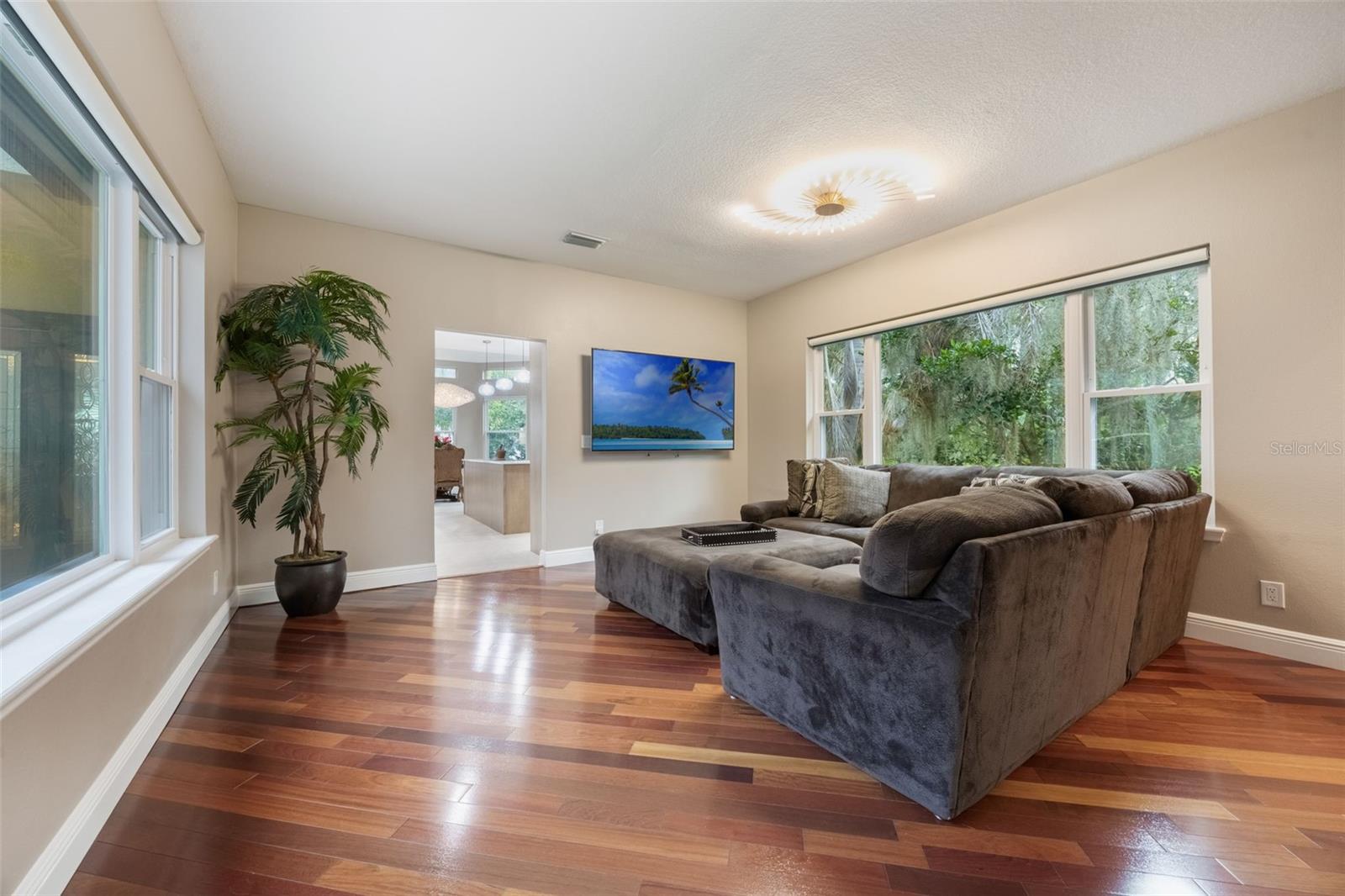 ACREAGE & UNREC - Residential