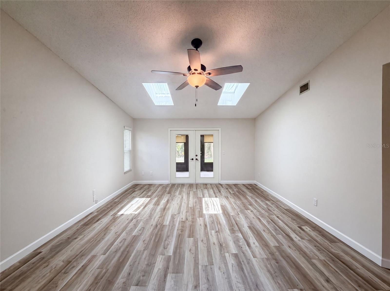 228 BOB WHITE COURT 2280