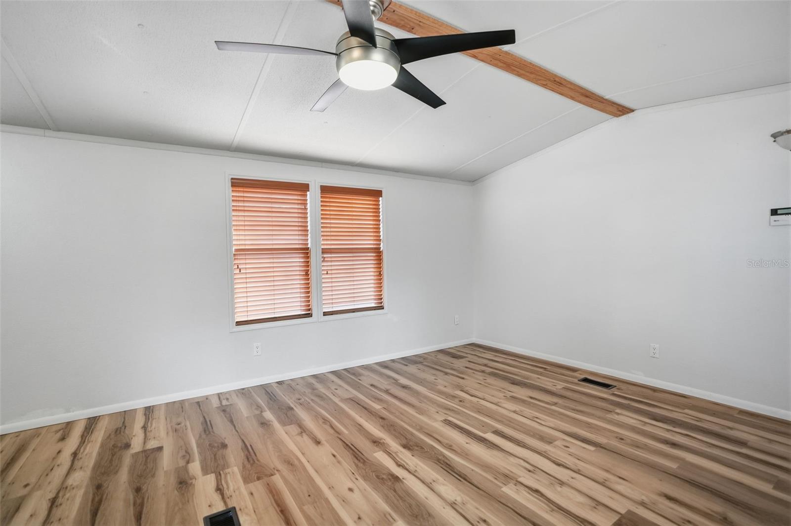 GARDEN GROVE - Residential