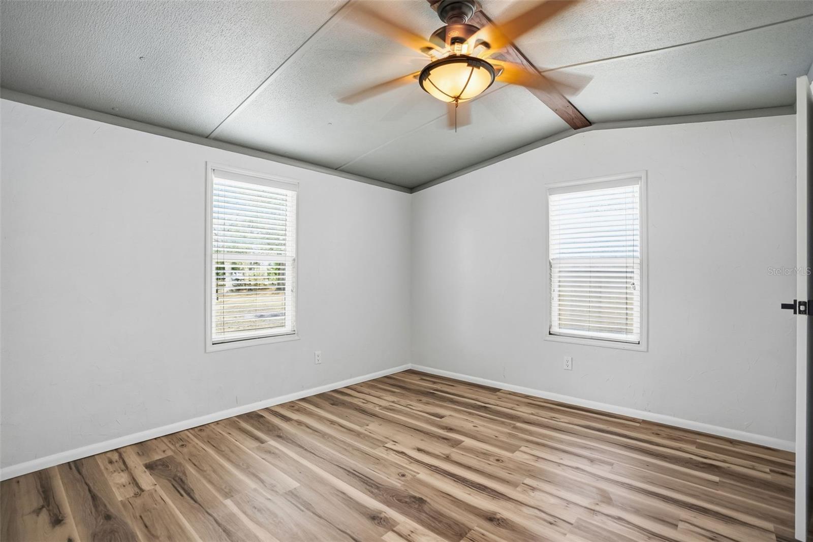 GARDEN GROVE - Residential