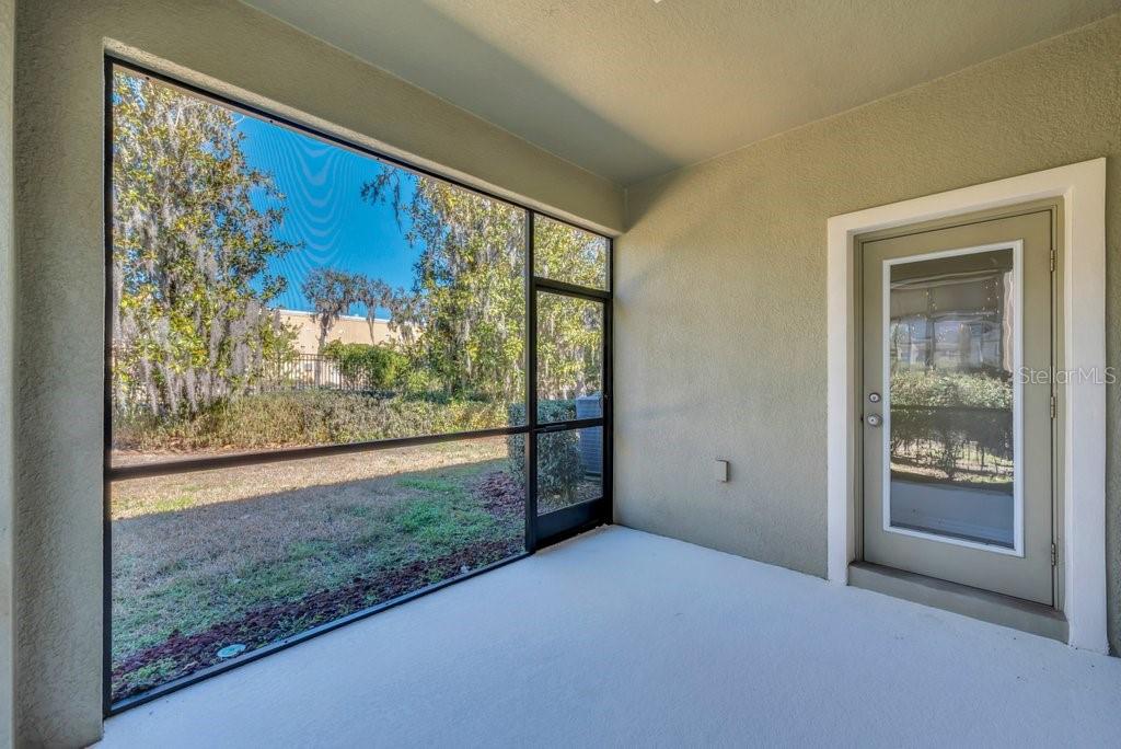 FISHHAWK RANCH TRACT 8 PARTIAL REPLAT - Residential