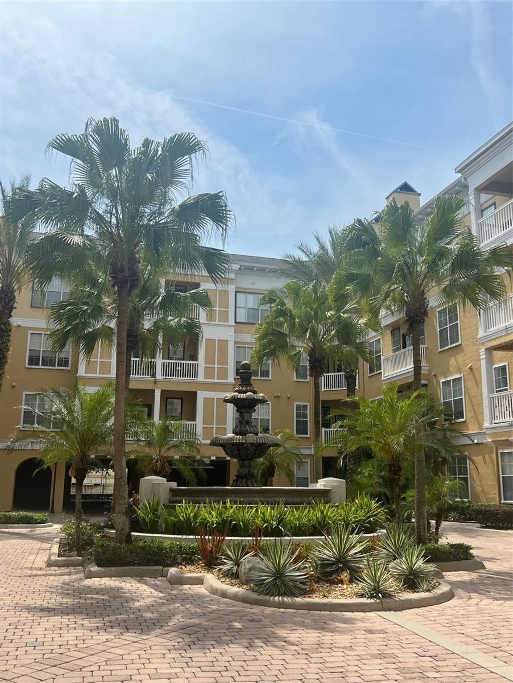 Photo of 860 N Orange Avenue #429, Orlando, FL 32801 (MLS # O6327259)