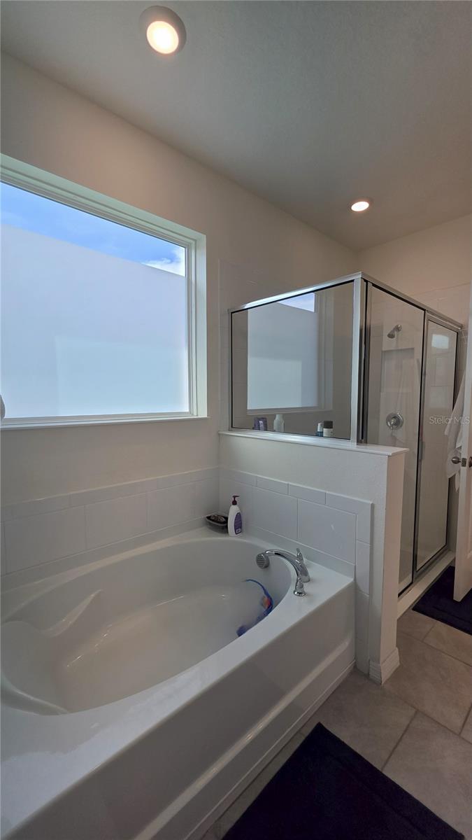 TOWNS AT NARCOOSSEE COMMONS - Residential Lease