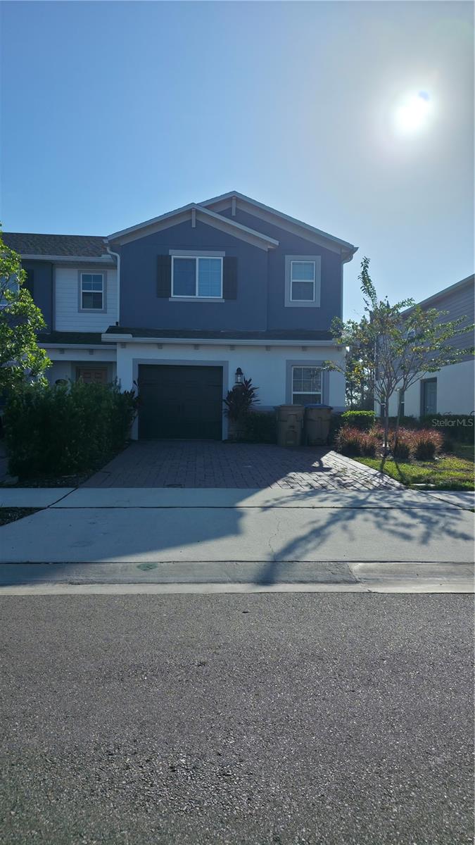 TOWNS AT NARCOOSSEE COMMONS - Residential Lease