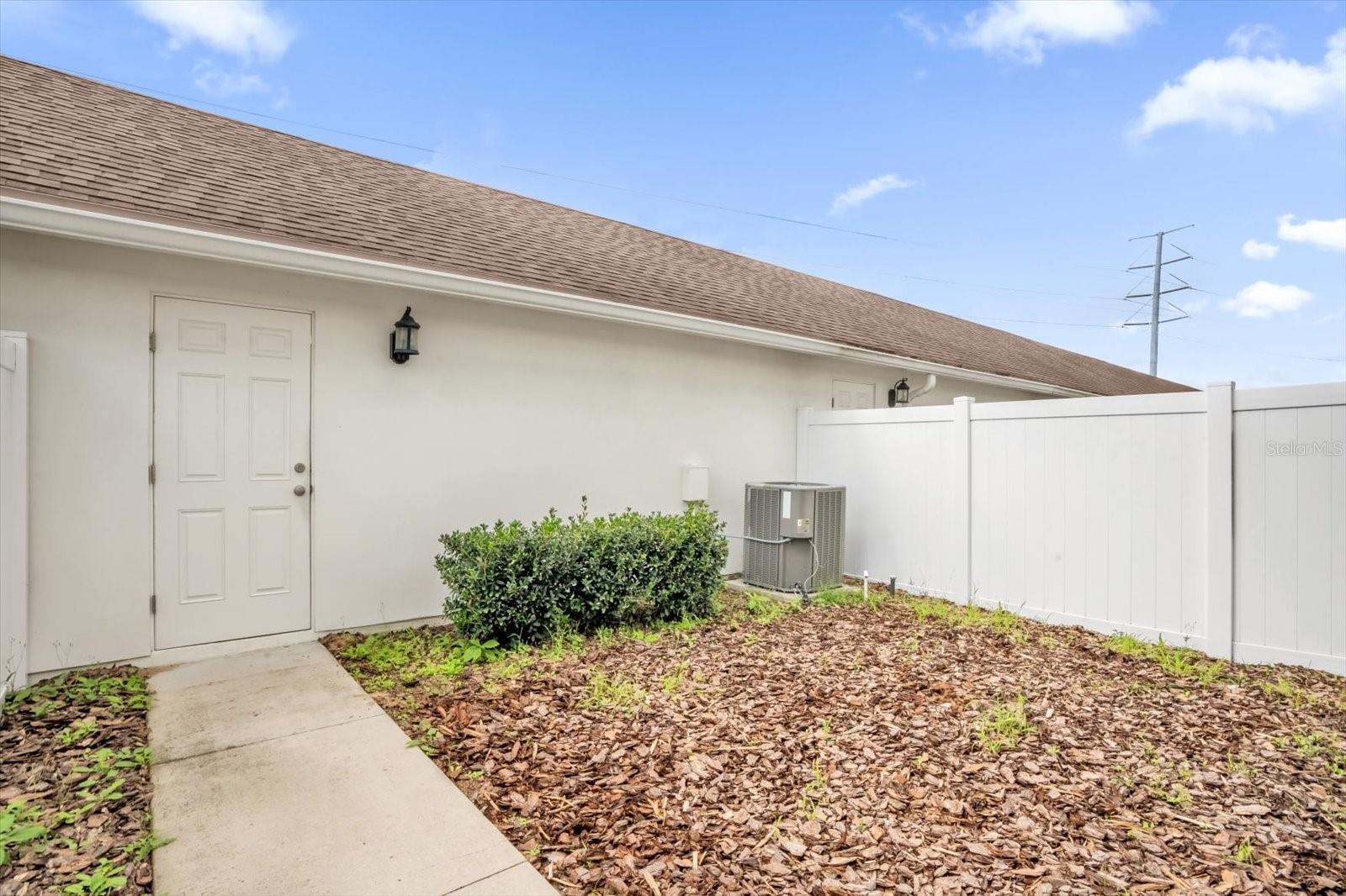 HAMLIN RESERVE - Residential Lease