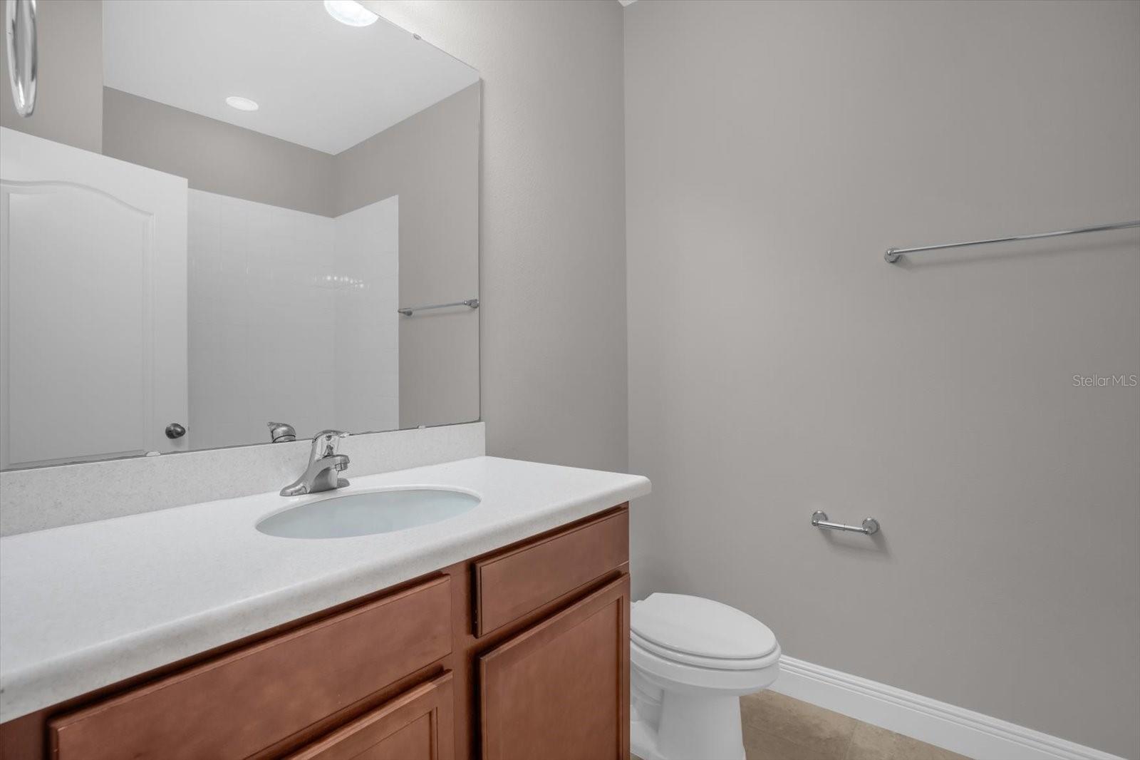 HAMLIN RESERVE - Residential Lease