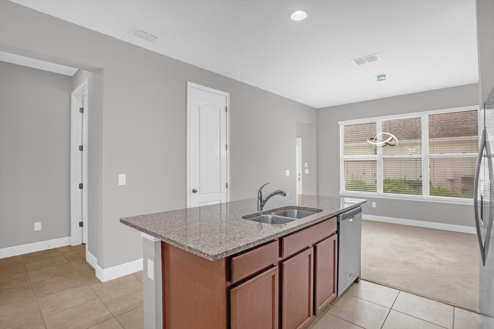 HAMLIN RESERVE - Residential Lease