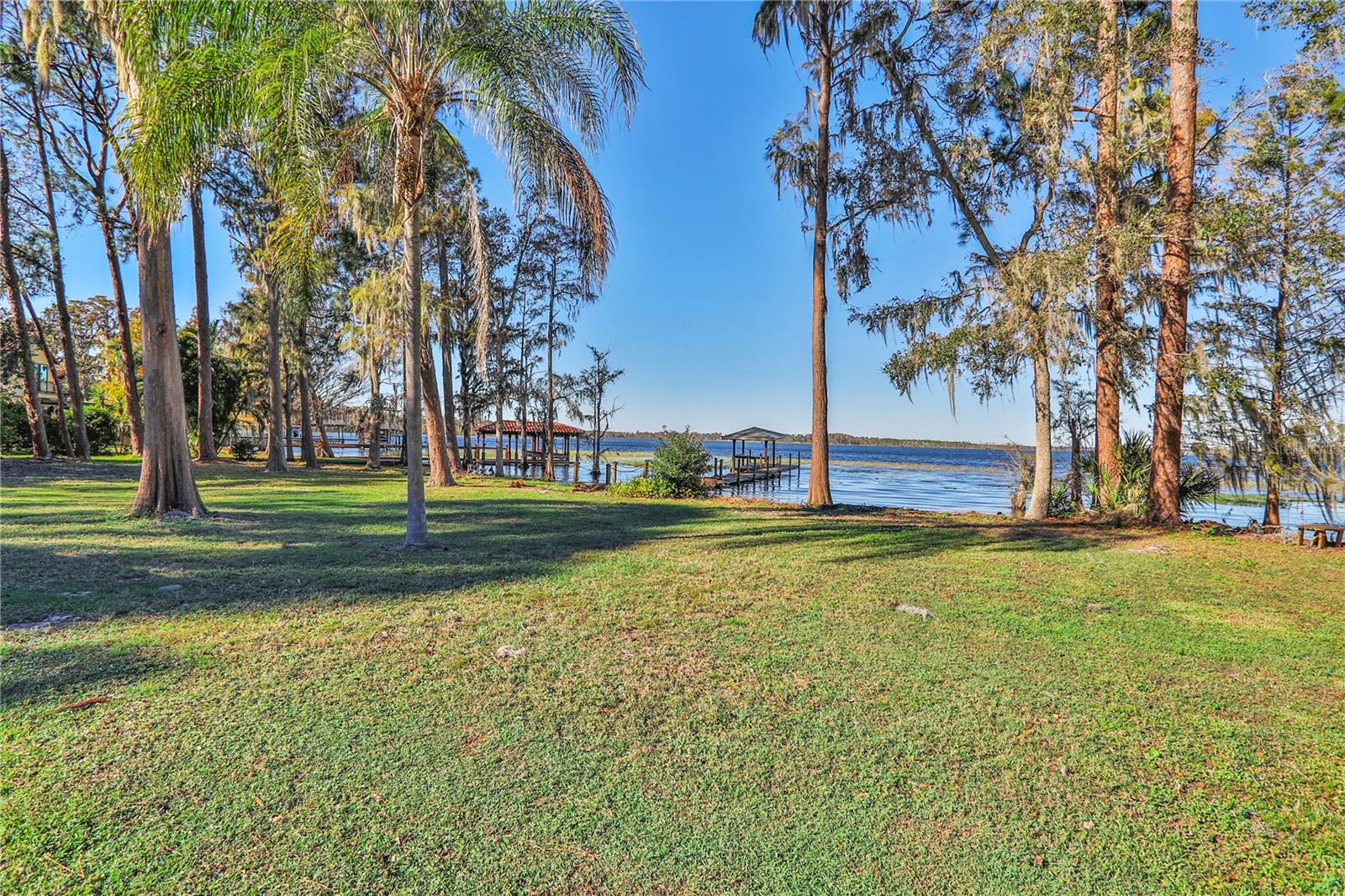 CYPRESS SHORES FIRST ADD - Residential