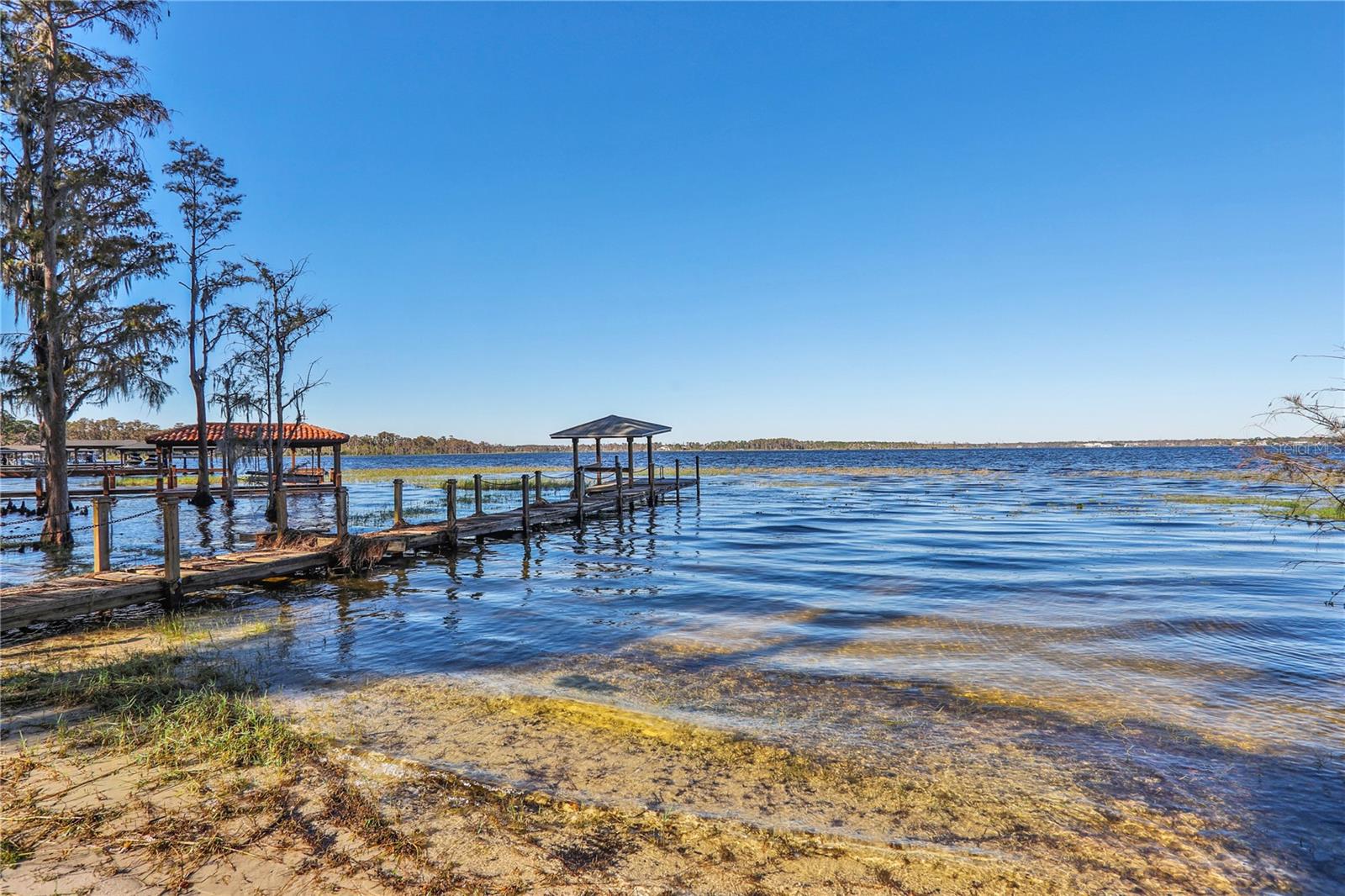 CYPRESS SHORES FIRST ADD - Residential