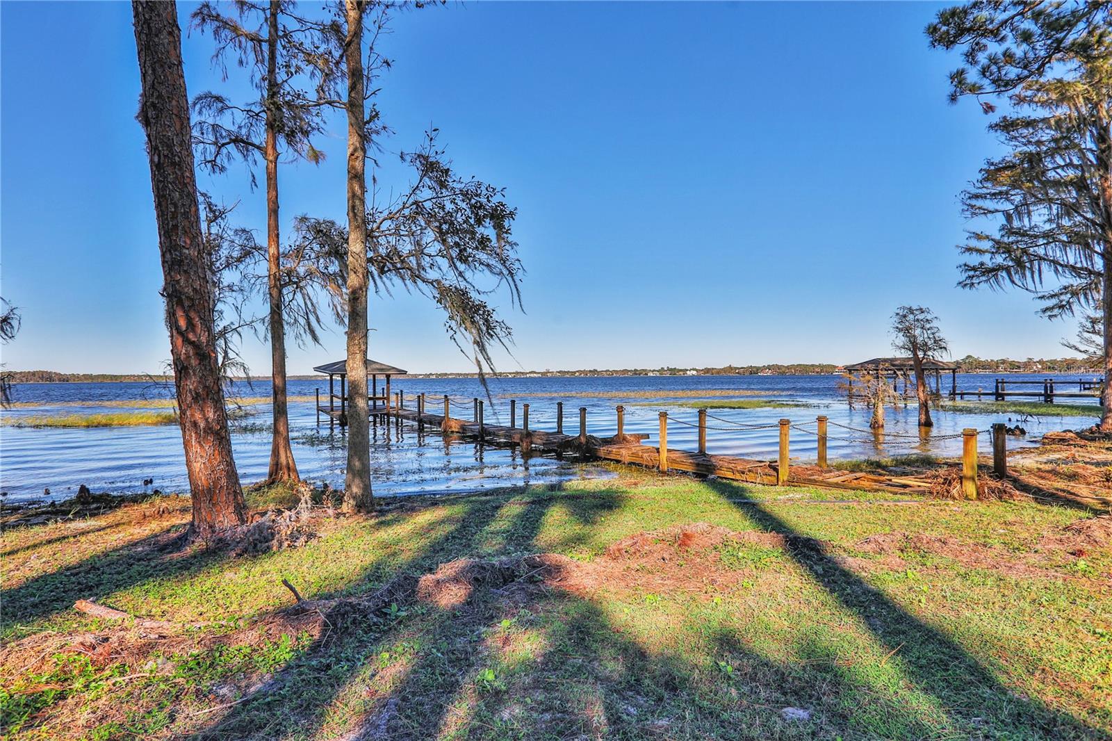 CYPRESS SHORES FIRST ADD - Residential