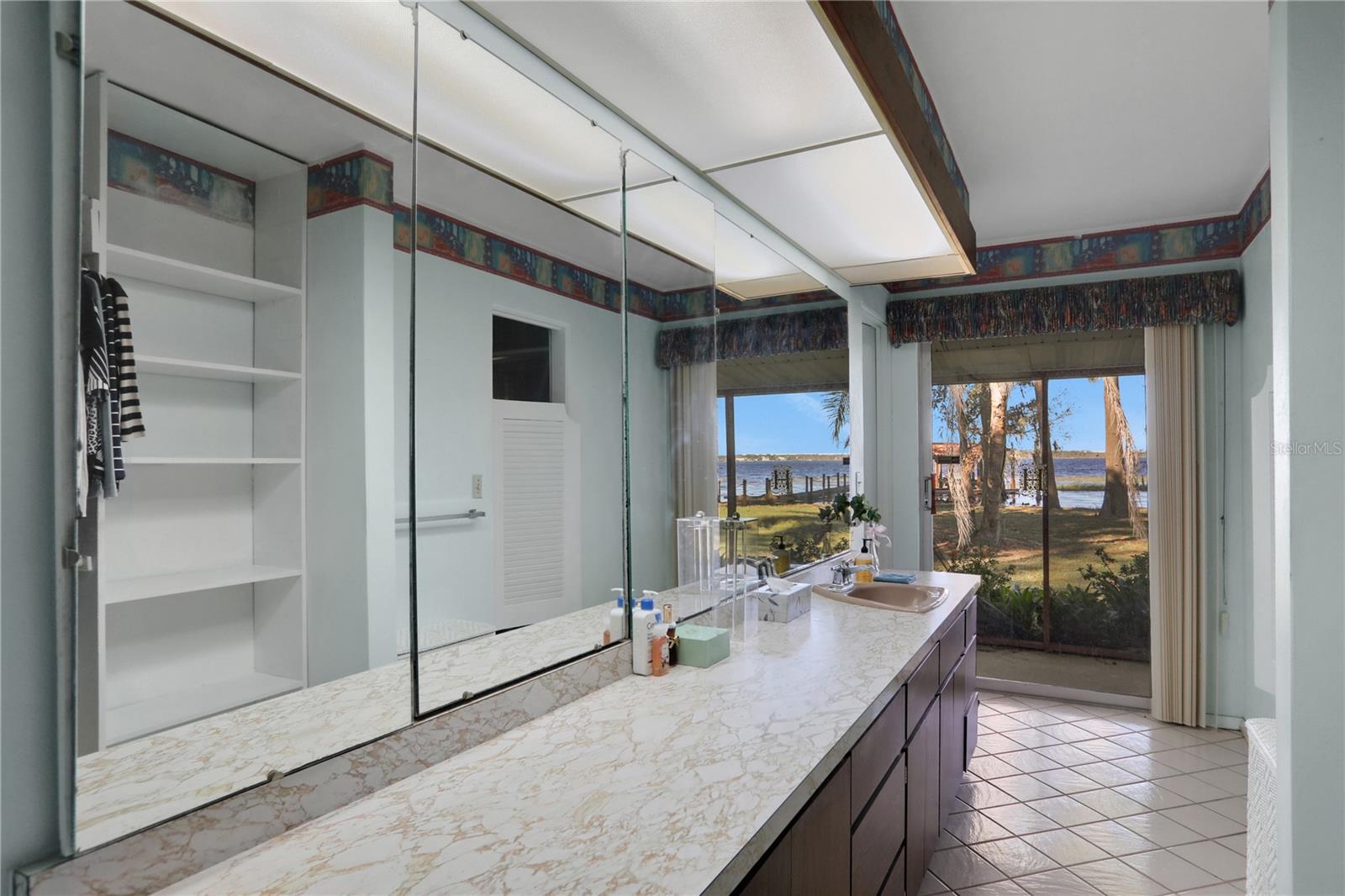 CYPRESS SHORES FIRST ADD - Residential