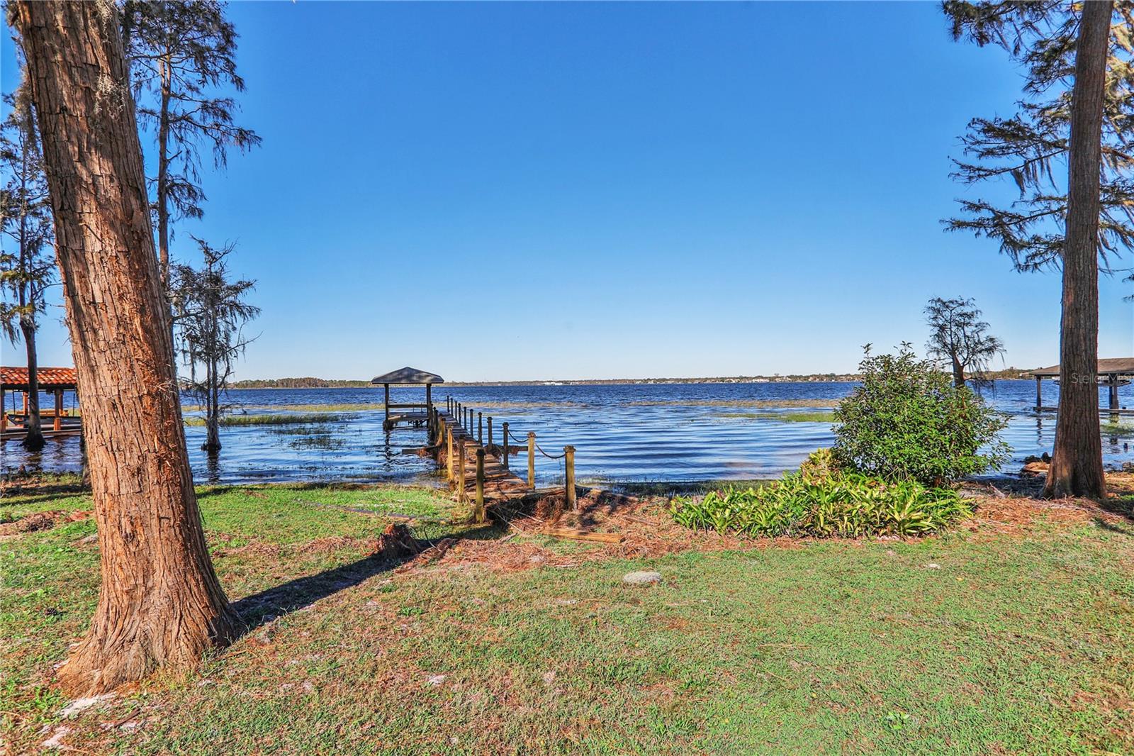 CYPRESS SHORES FIRST ADD - Residential