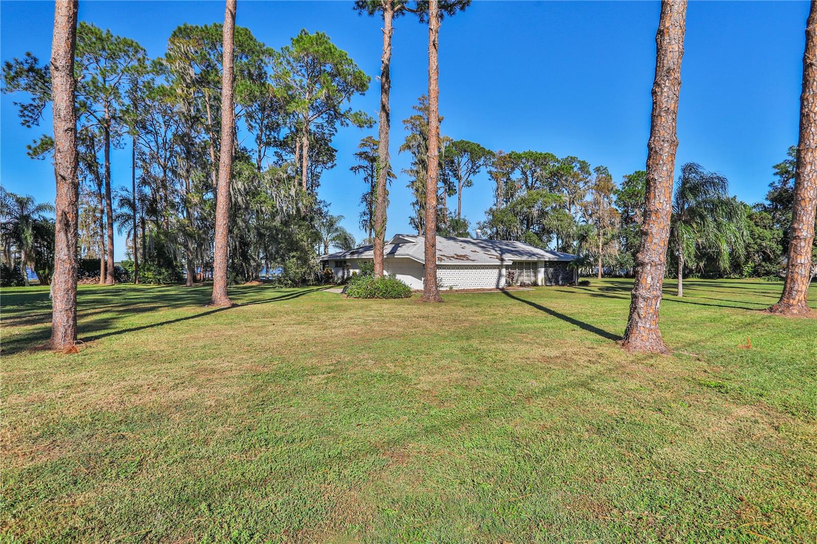 CYPRESS SHORES FIRST ADD - Residential