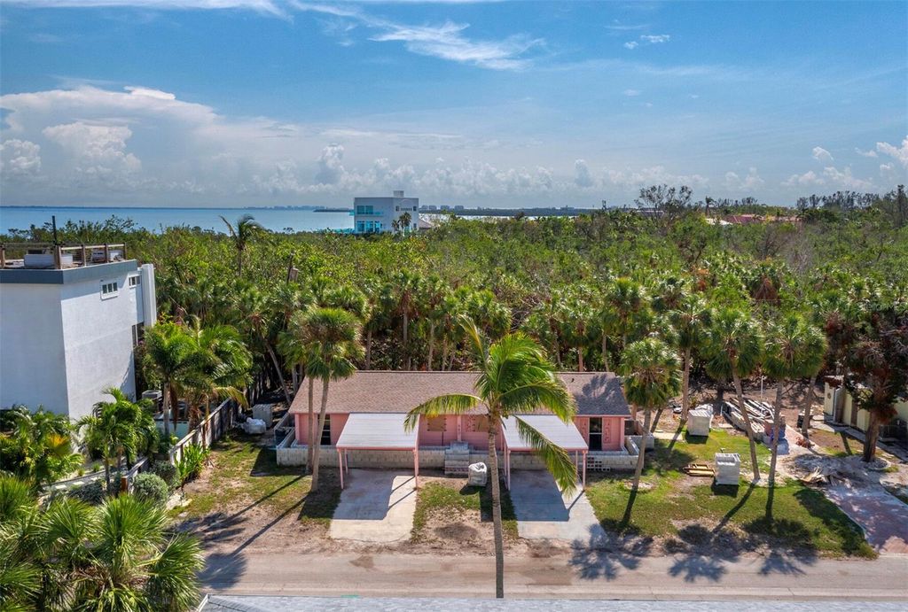 Photo of 660 Gulf Bay Road, Longboat Key, FL 34228 (MLS # A4633787)