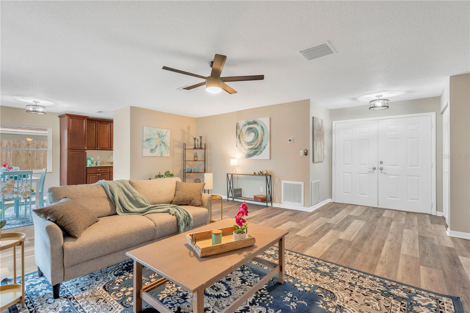 NORTH WHITNEY PINES - Residential