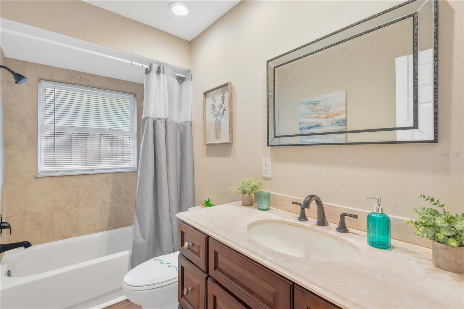 NORTH WHITNEY PINES - Residential