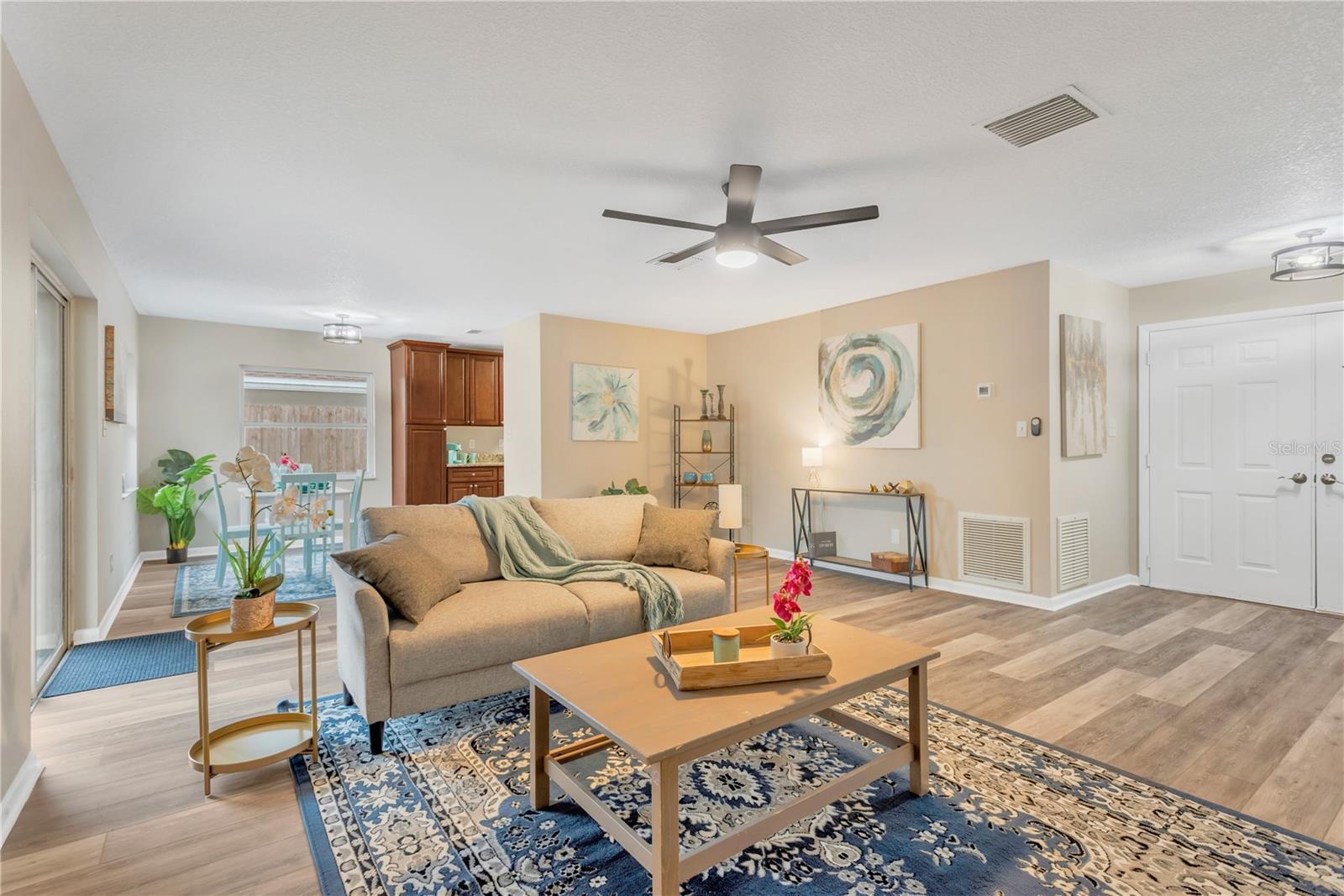 NORTH WHITNEY PINES - Residential