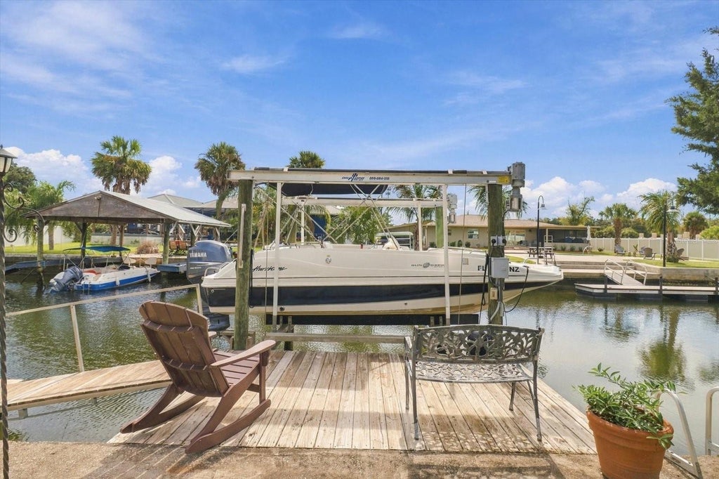 Photo of 9150 W Harbor Isle Court, Crystal River, FL 34429 (MLS # TB8548614)
