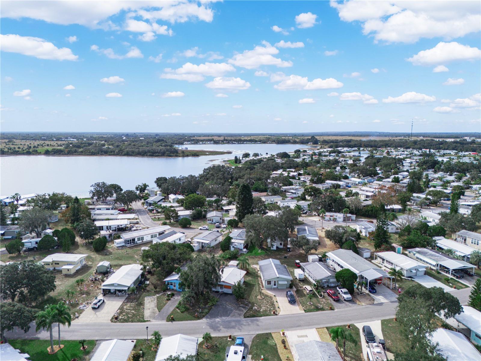 SADDLEBAG LAKE - Residential