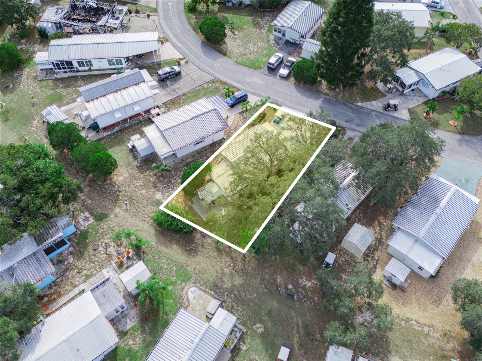 SADDLEBAG LAKE - Residential