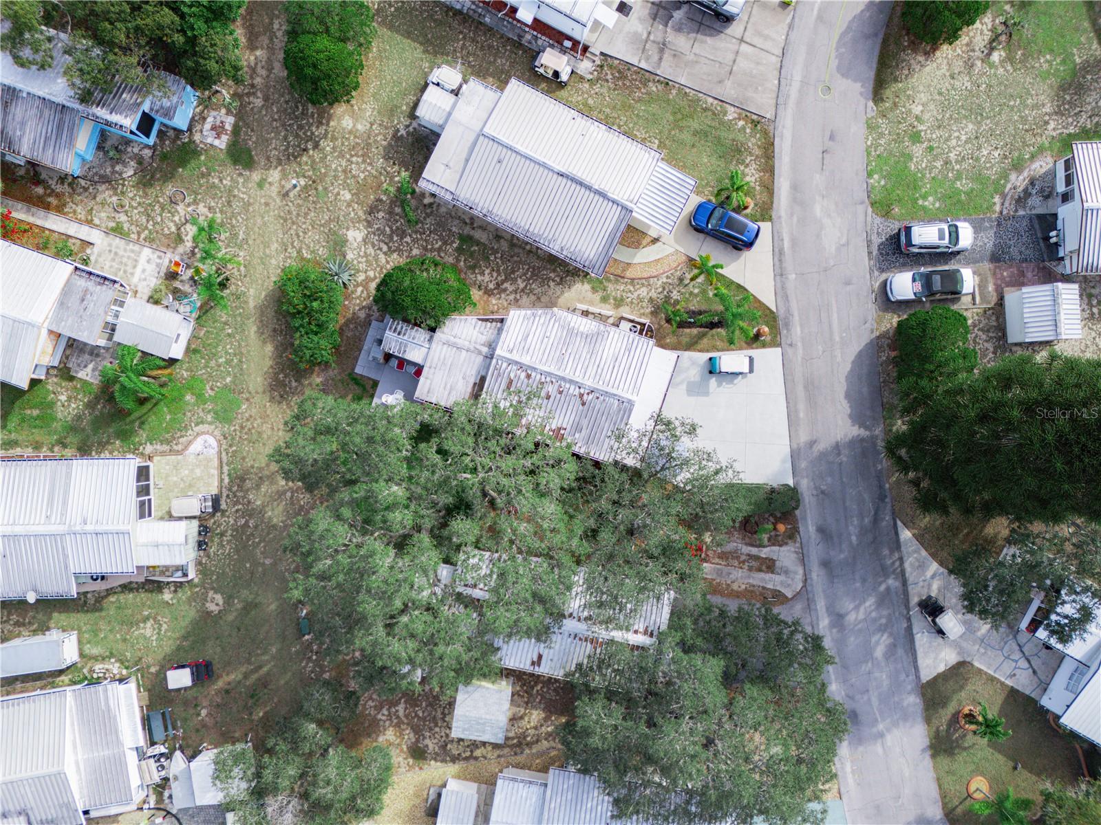 SADDLEBAG LAKE - Residential