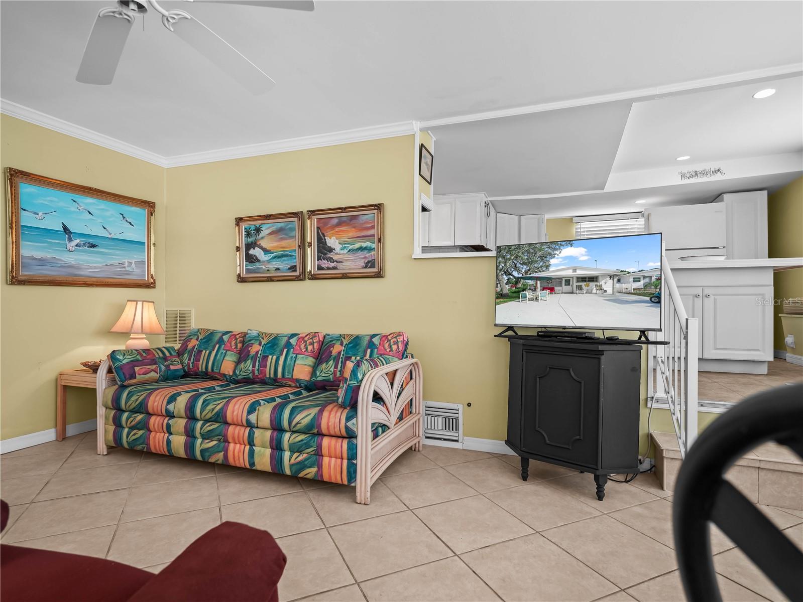 SADDLEBAG LAKE - Residential